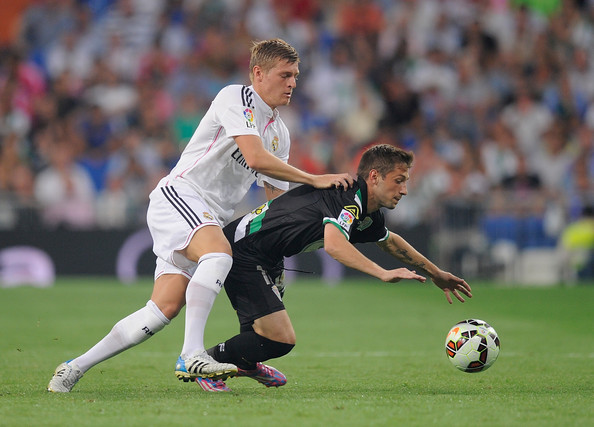 Real Madrid thắng nhọc nhằn trận mở đầu La Liga-1