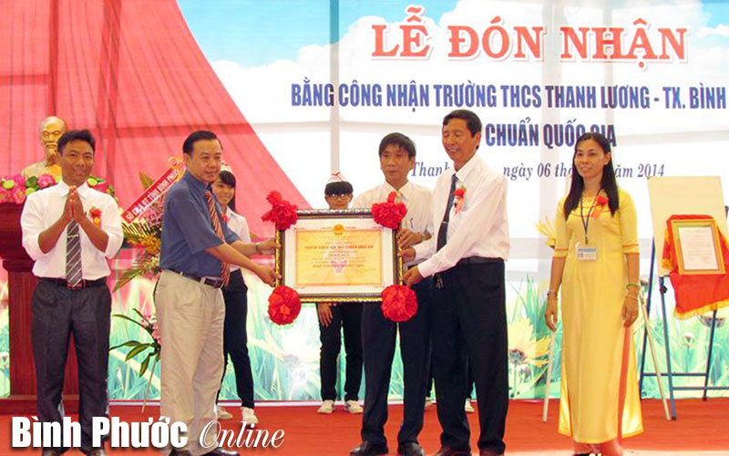 Trường chuẩn quốc gia - bình long