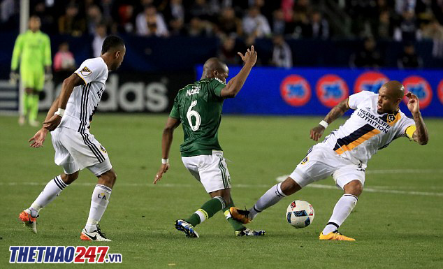 De Jong, Nigel de Jong,Darlington Nagbe, Portland Timbers, Alonso,chặt chém