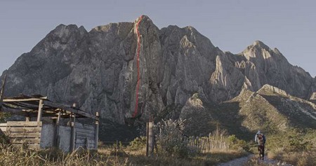 Ngọn núi El Sendero Luminoso mà Alex Honnold đã chinh phục