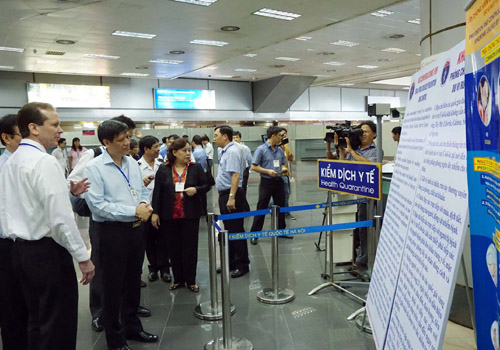 Phòng hộ tốt sẽ tránh được dịch Ebola