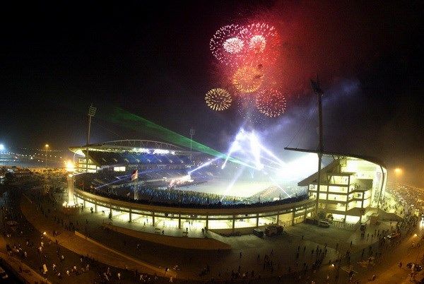  Sân vận động Mỹ Đình trong đêm khai mạc Đại hội Thể thao Đông Nam Á lần thứ 22 (SEA Games 22) năm 2003