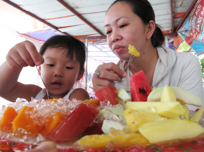 Chất xơ thường có nguồn gốc rau, quả, củ, nên ăn các thực phẩm này cung cấp nhiều muối khoáng và vitamin cho cơ thể con người - Ảnh: THANH ĐẠM