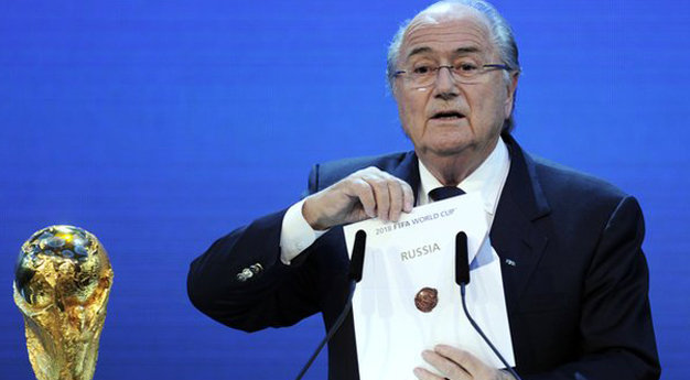 Ông Blatter công bố Nga là nước chủ nhà World Cup 2018 - Ảnh: Getty Images