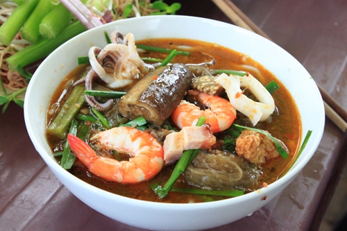 "diem danh" nhung mon bun ngon bac nhat khap 3 mien dat nuoc hinh anh 7