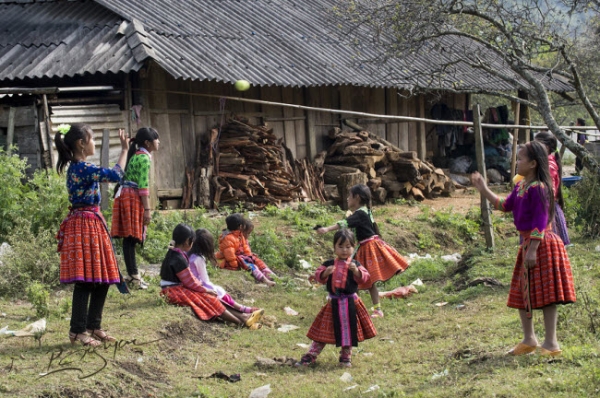 den moc chau kham pha tet cua nguoi mong hinh anh 8