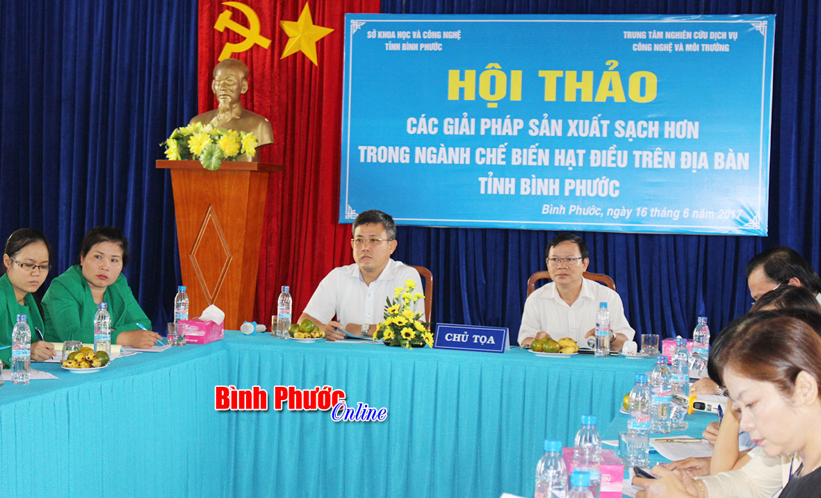 Các đại biểu dự hội thảo