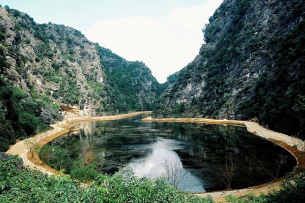 Động Am Tiên nằm trong quần thể di tích cố đô Hoa Lư. (Ảnh: timeoutninhbinh)