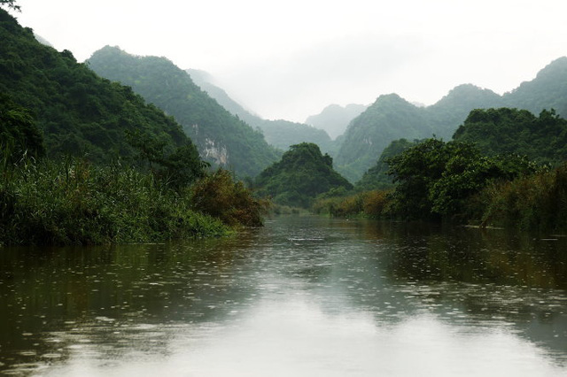 Ngắm Vân Long 'non xanh nước biếc như tranh họa đồ'