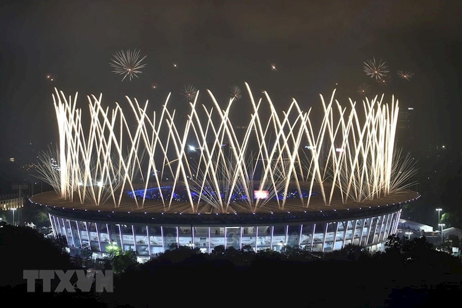 Màn pháo hoa rực rỡ trong lễ bế mạc Đại hội thể thao châu Á (ASIAD) 2018 tại sân vận động Gelora Bung Karno ở thủ đô Jakarta, Indonesia tối 2/9. (Nguồn: AFP/TTXVN)