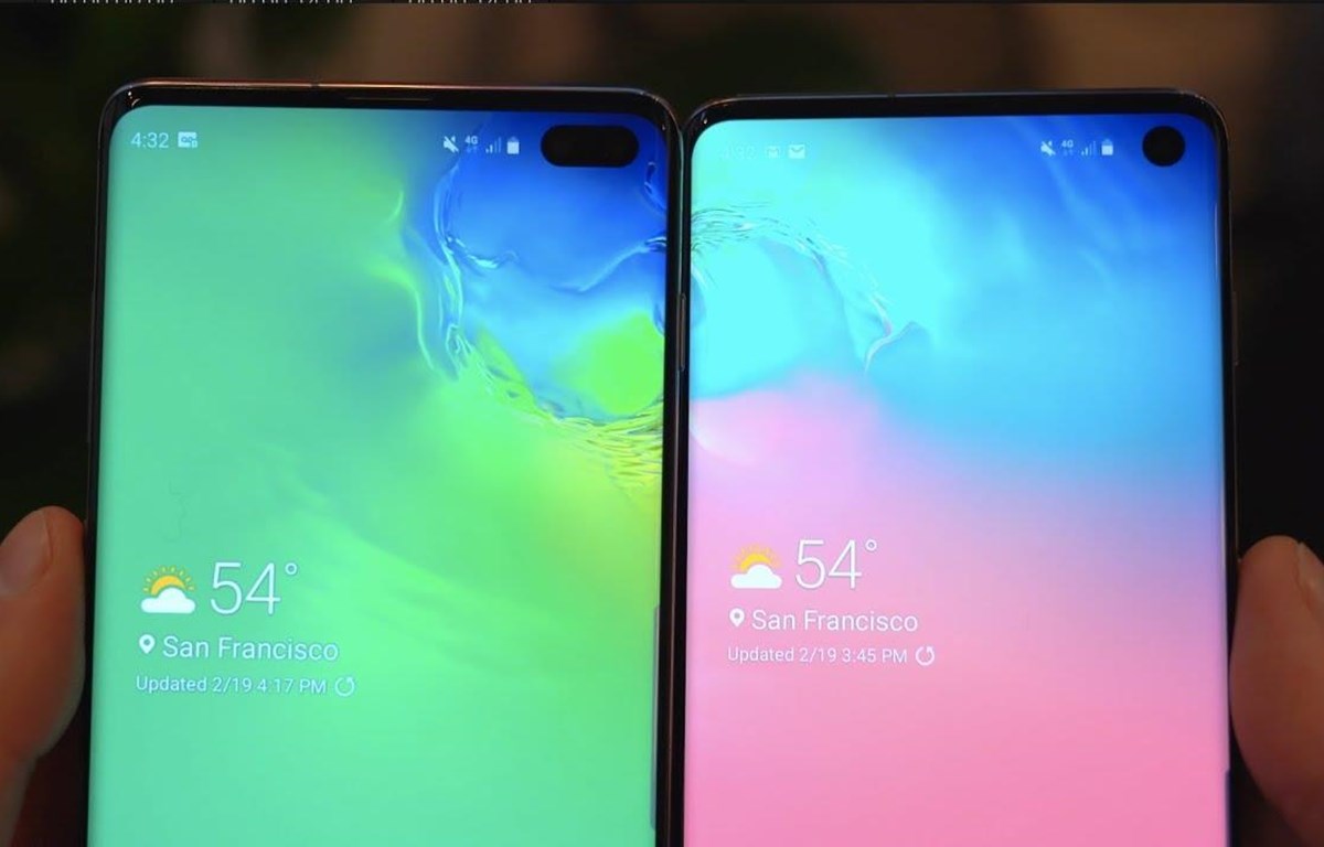 Bộ đôi Samsung Galaxy S10 Plus và Galaxy S10 với kiểu thiết kế bấm lỗ cho camera phía trước màn hình. (Nguồn: YouTube)