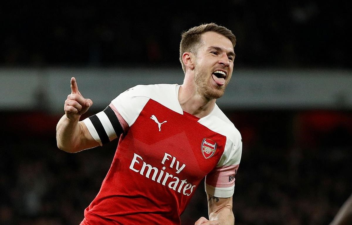 Aaron Ramsey mở đầu cho chiến thắng của Arsenal.