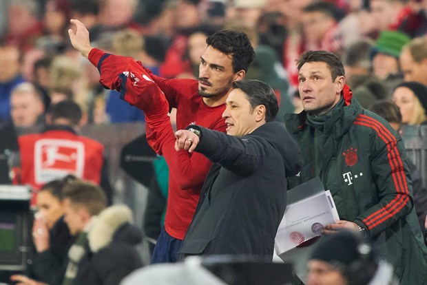 De Hummels ra di, Bayern Munich dang tu lam suy yeu minh? hinh anh 1