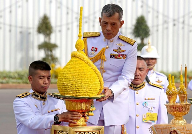 Nha vua Thai Lan Maha Vajiralongkorn chinh thuc len ngoi hinh anh 1