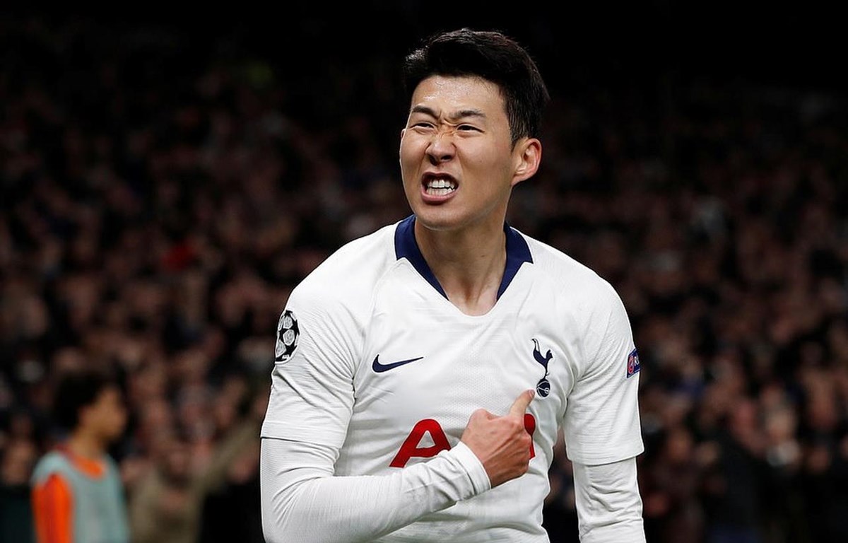 Son Heung-Min mang chiến thắng về cho Tottenham.