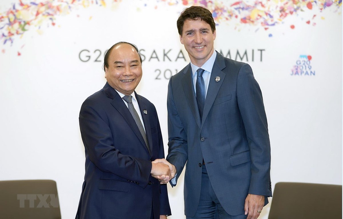 Thủ tướng Nguyễn Xuân Phúc gặp Thủ tướng Canada Justin Trudeau