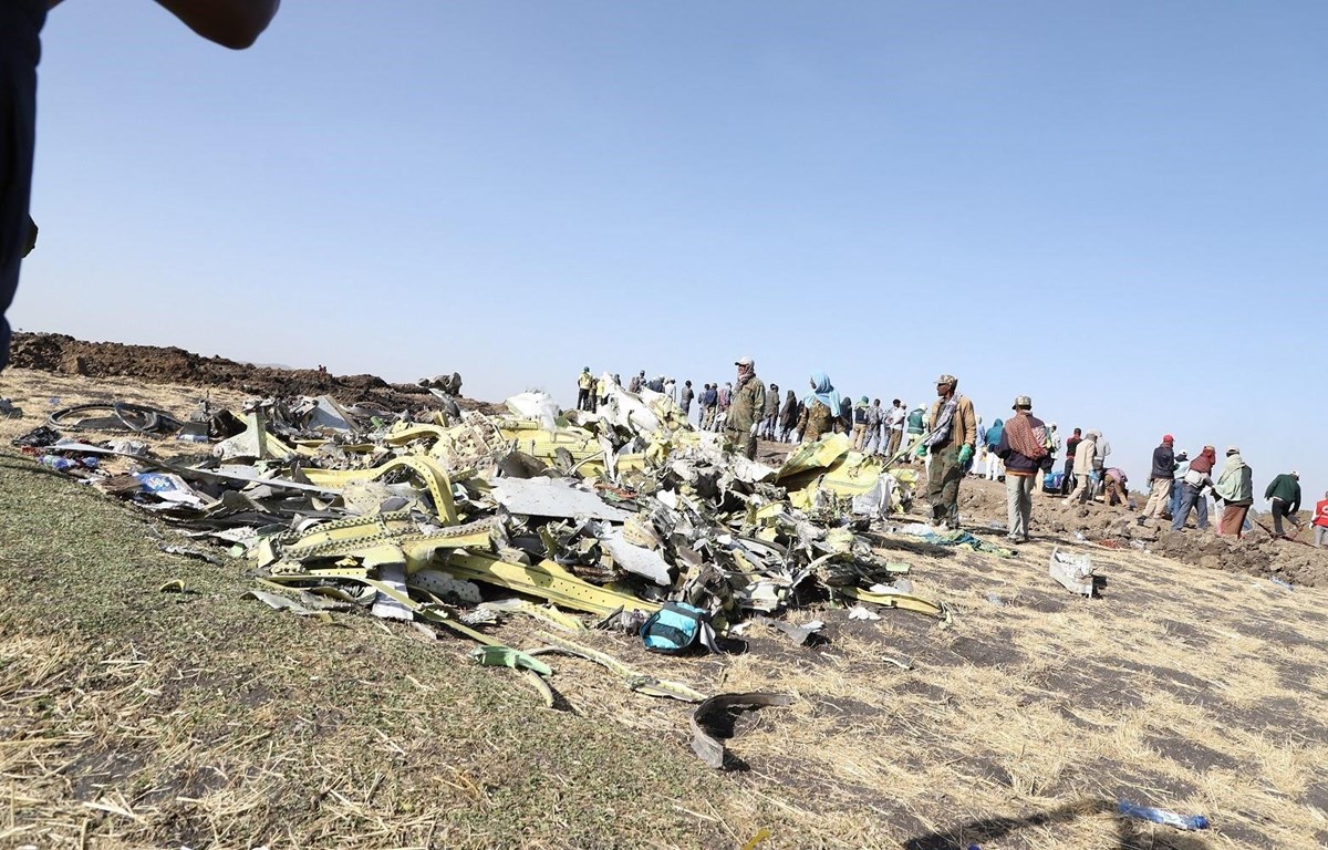 Hiện trường vụ rơi máy bay của hãng hàng không Ethiopian Airlines gần Bishoftu, Ethiopia, ngày 11/3/2019. (Nguồn: THX/ TTXVN)