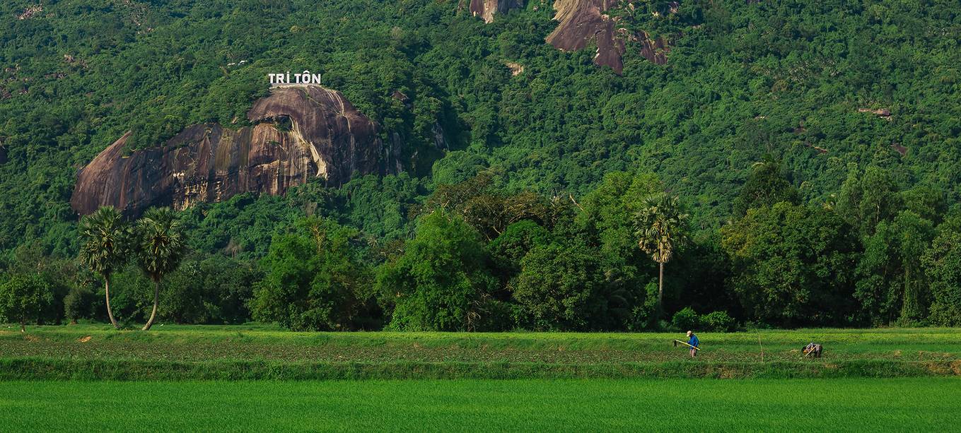 'Tuyệt tình cốc' trên đỉnh đồi ở miền Tây