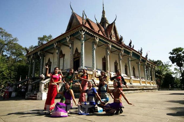 Dai le Vesak 2019: Chiem nguong nhung ngoi chua noi tieng Viet Nam hinh anh 3