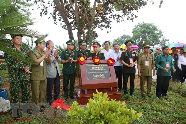 Chuong trinh giao luu huu nghi bien gioi Viet Nam-Lao nam 2019 hinh anh 2