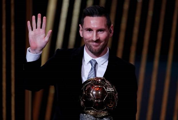 Cau thu Lionel Messi gianh danh hieu Qua bong vang 2019 hinh anh 1