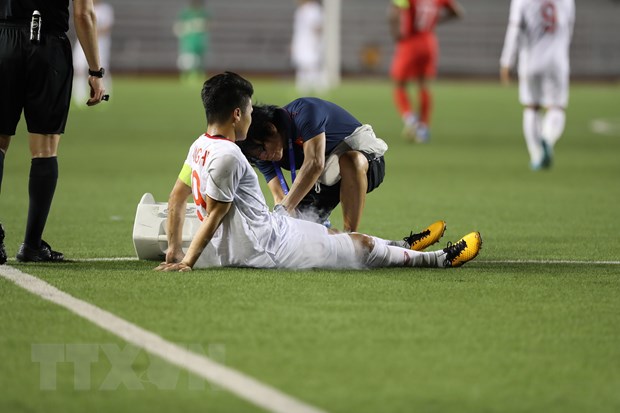 HLV Park Hang-seo chua ro ve chan thuong cua Nguyen Quang Hai hinh anh 1