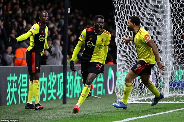 Danh bai Liverpool, Watford tao nen ‘dia chan’ tai Premier League hinh anh 1