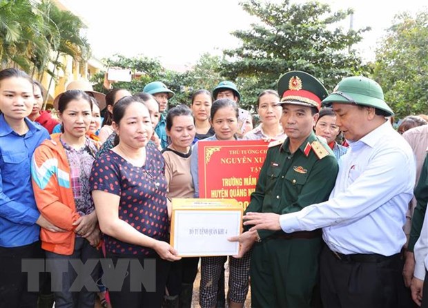 ''Tao dieu kien thuan loi cho hoat dong tai tro nhan dan vung lu'' hinh anh 2